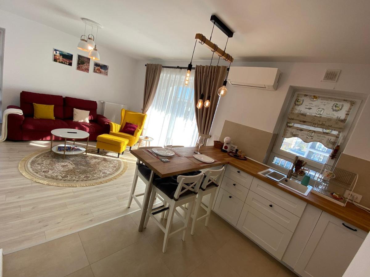 Relax601 Apartment Brasov Bagian luar foto