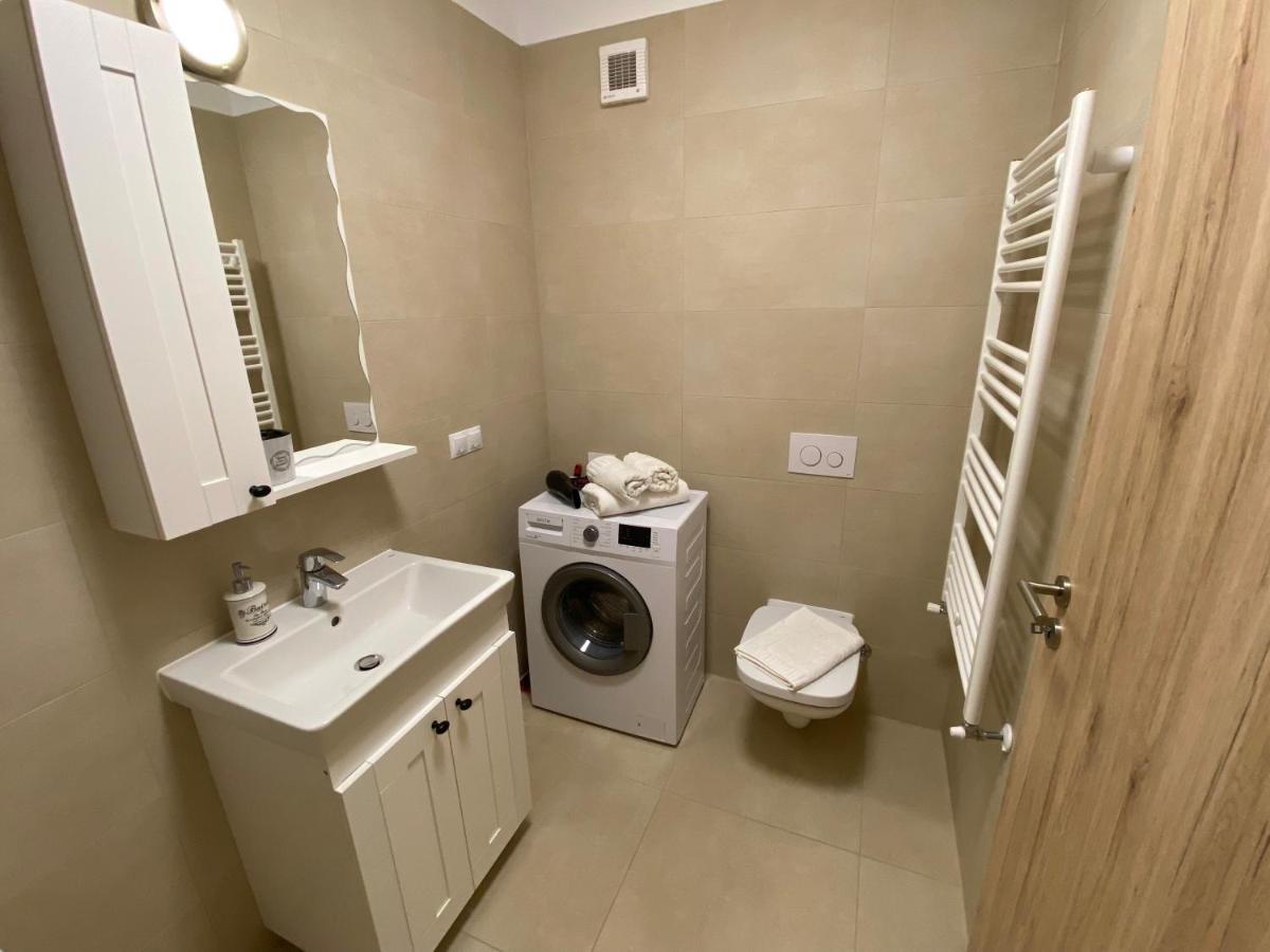 Relax601 Apartment Brasov Bagian luar foto